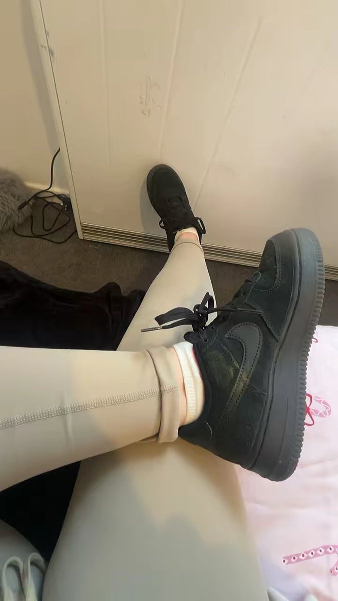 GoddessLouux 💋 tweet media