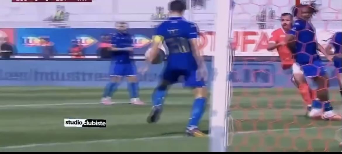 🇹🇳#achourihateaccount tweet media