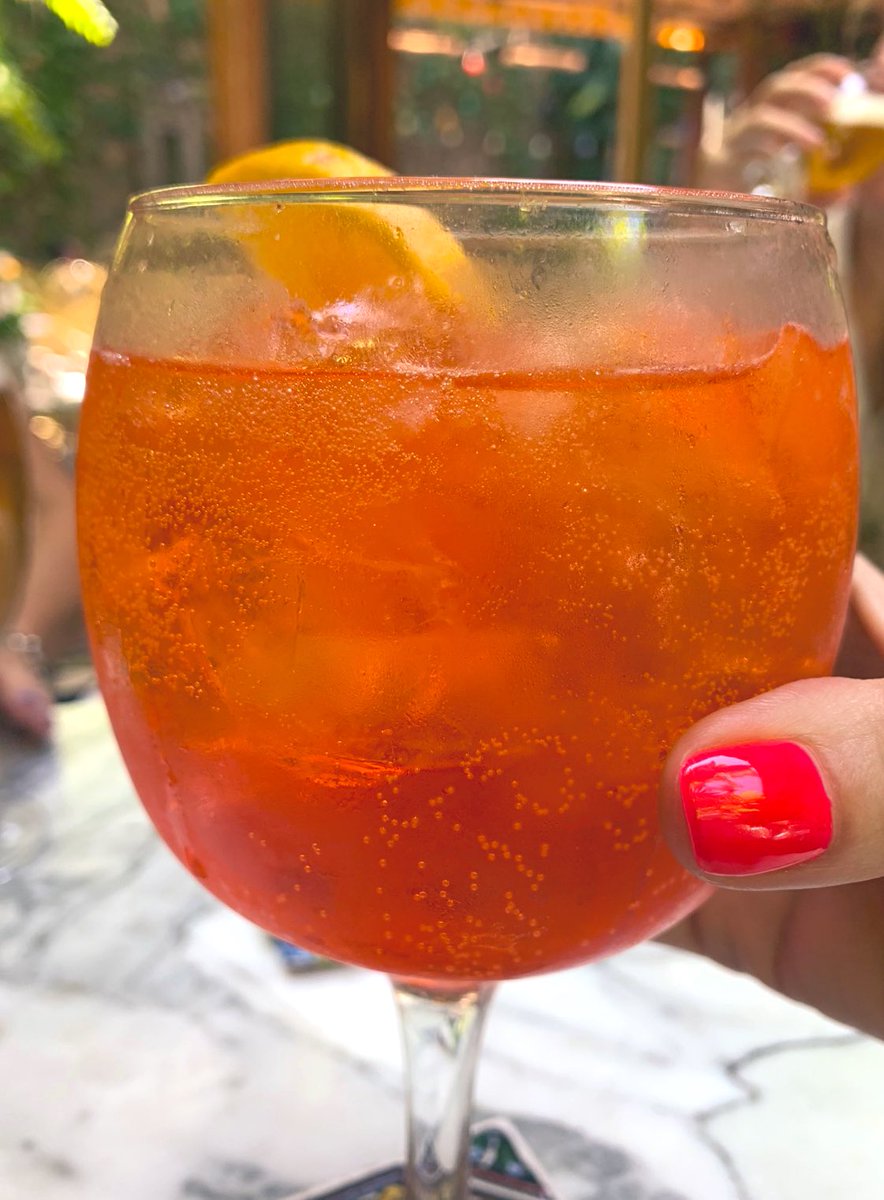 Carolina tweet media