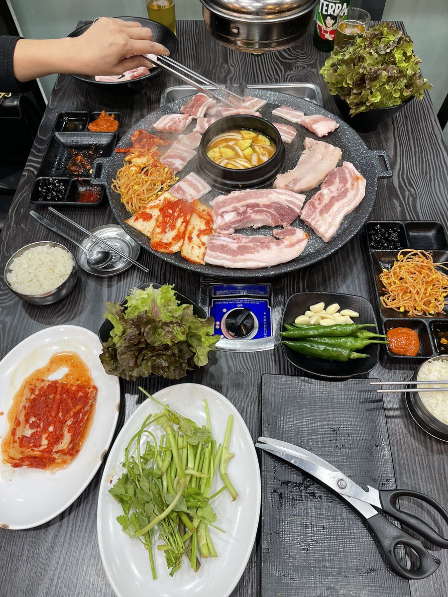 Hyunjinnn ♡ 𝟴 tweet media