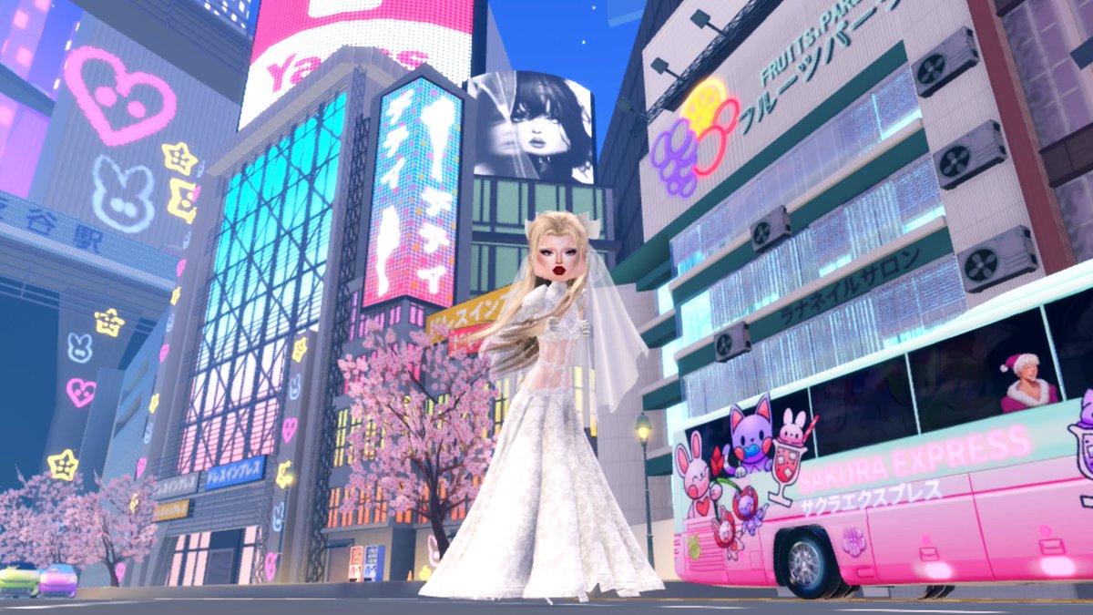 xoxoantonique's tweet photo. it’s such an honor for me to see a small piece of my art being a part of @_Dress2Impress 🤍✨🫂 such a fire update! https://t.co/ebrnAsVFaR