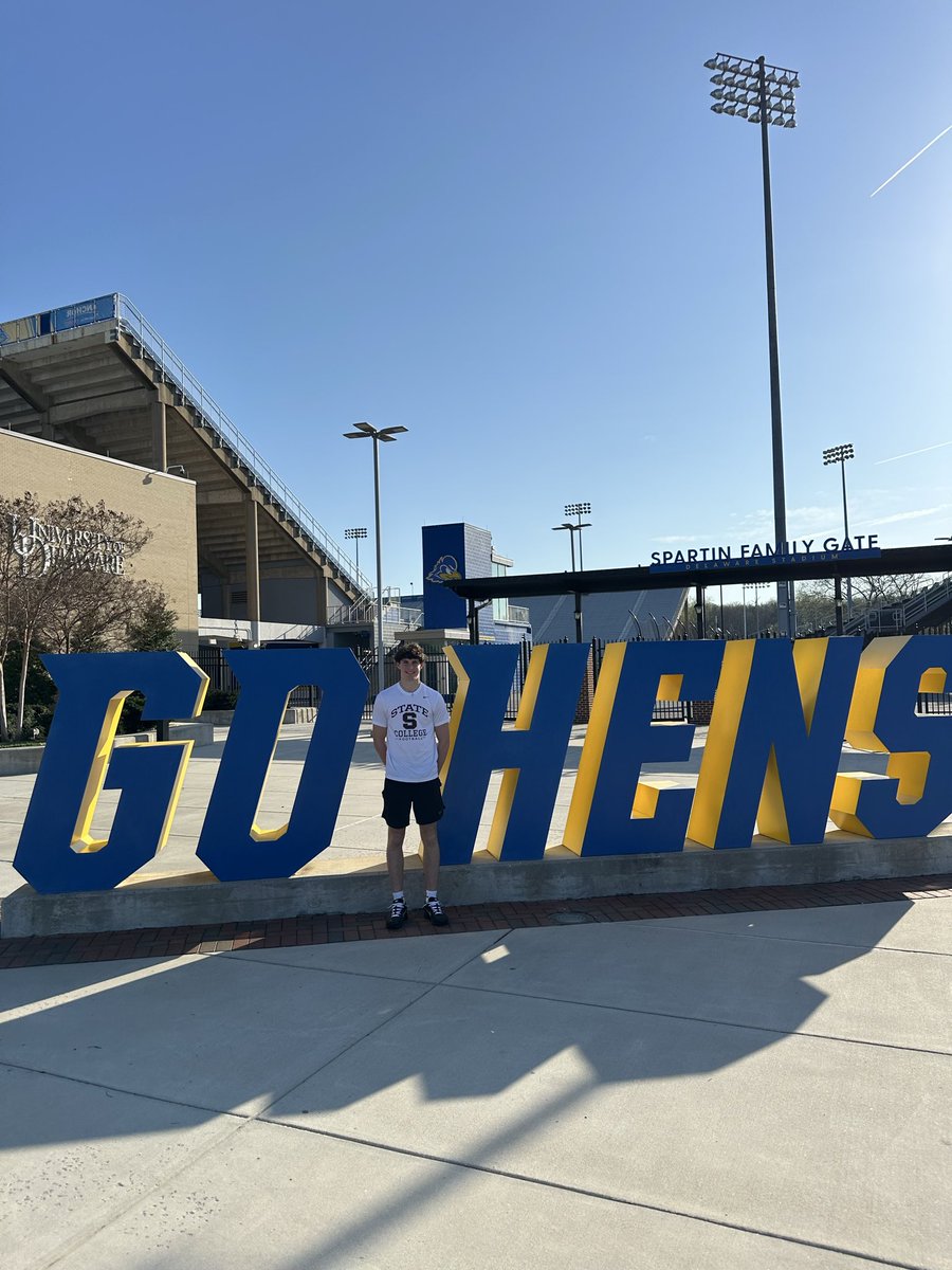 MaxVendemia2029's tweet image. I had a great visit @Delaware_FB had a good time getting to experience practice and meeting the coaches. Great to meet WR coach @TerenceArcher. Thank you for the invite @Coach_Rojas_UD can’t wait to connect more #henergy #WR #classof2029 #pafootball