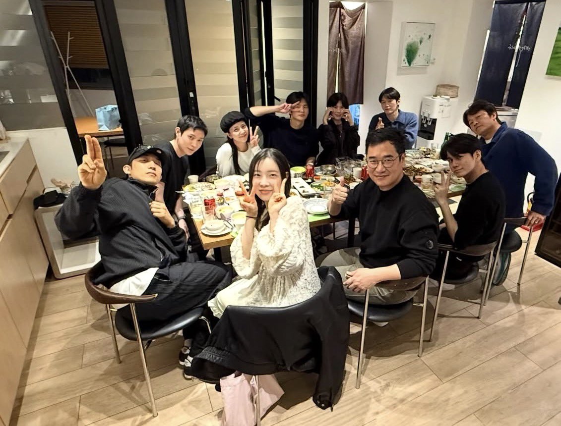 JISOO NEWS tweet media