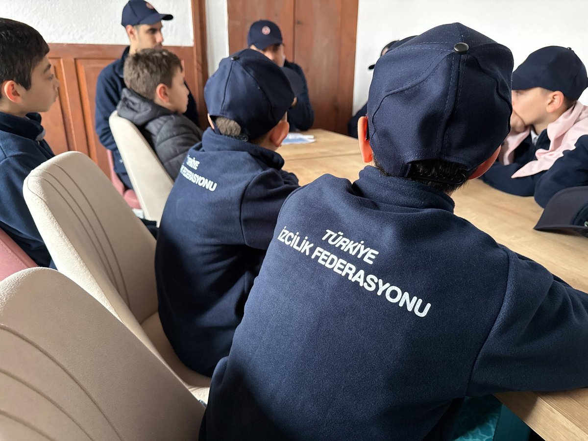 🚩 AGD Kütahya Şubesi olarak İzcilik Faaliyetlerimizi başlatmış bulunmaktayız. İzcilerimiz ile uzun ve macera dolu bir yolculuk bizleri bekliyor. ⛺