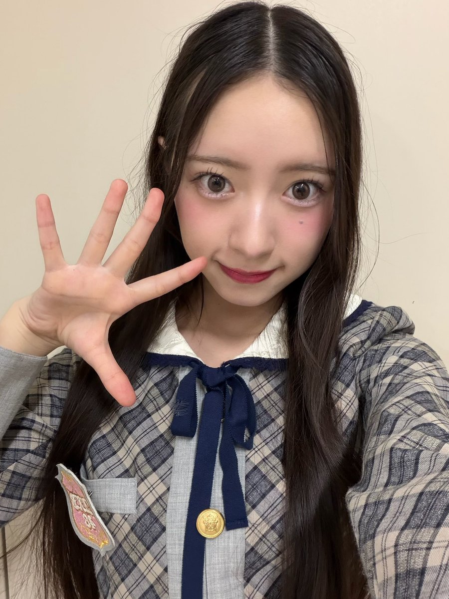 森川優(AKB48 21期研究生) tweet media