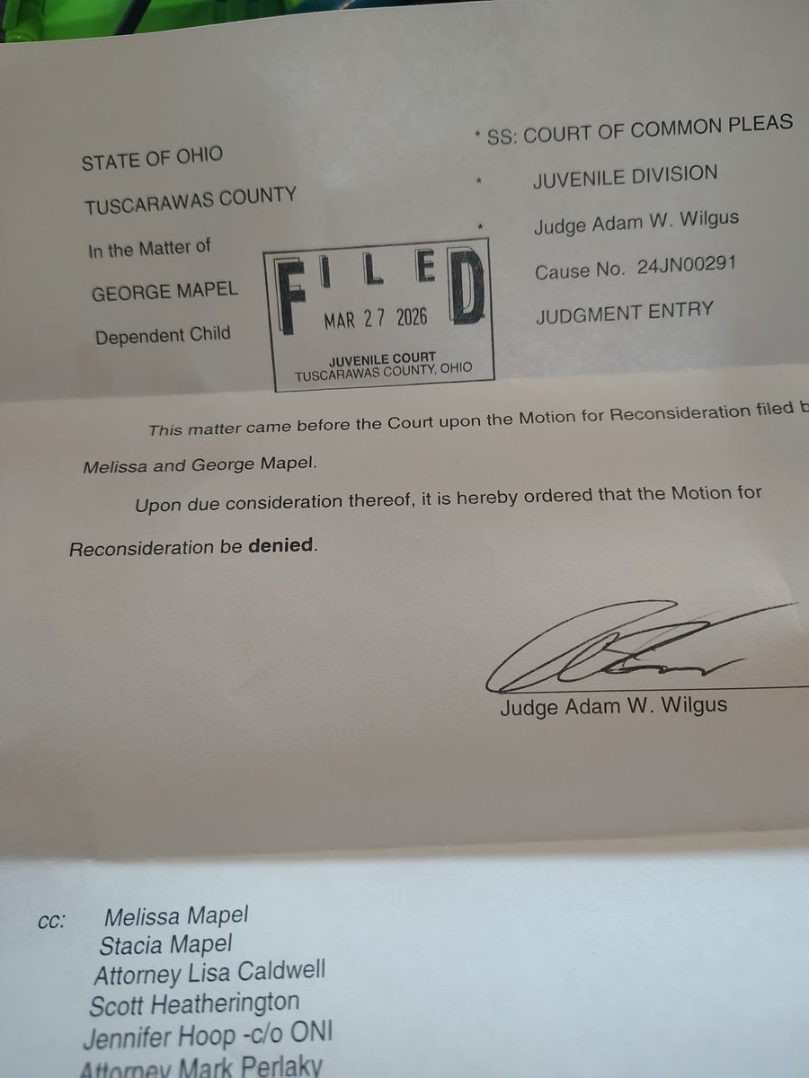 MelissaMapel979's tweet photo. @hollyrpeete Trying to get our grandson home this county lied cheated and steal with evidence of perjury and due process
@OhioAG 
@OhioGovernorPBF 
@HillOhio 
@realDonaldTrump 
@MELANIATRUMP 
@FBIDirectorKash 
@FBIDDBongino https://t.co/4XAAWusi3s