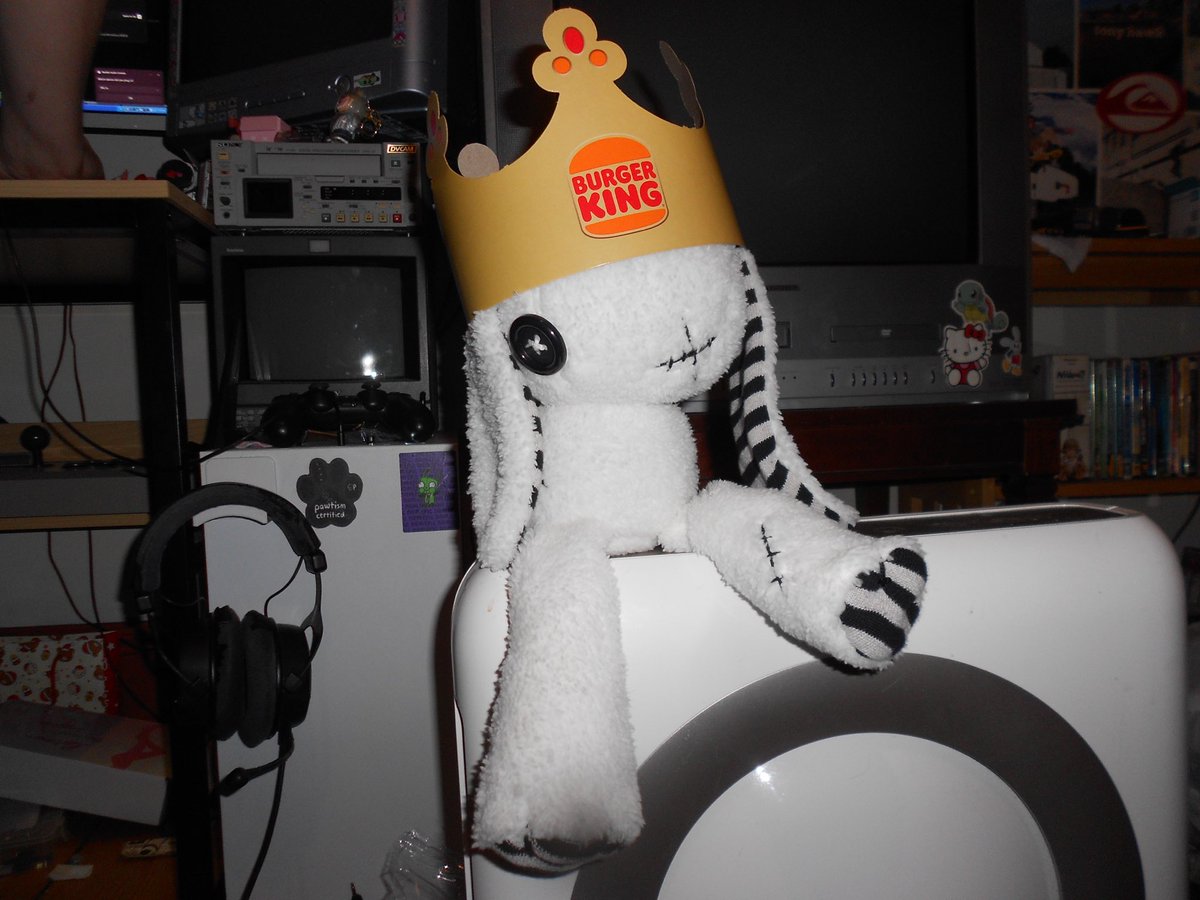 𝚜𝚌𝚢𝚝𝚑𝚎 (@scythepuppy) on Twitter photo 