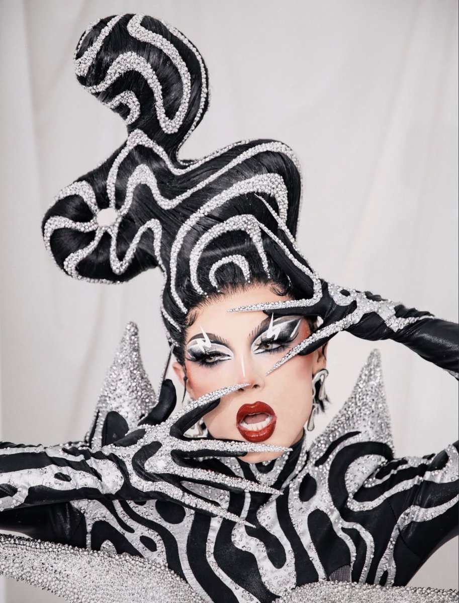 Drag Crave tweet media