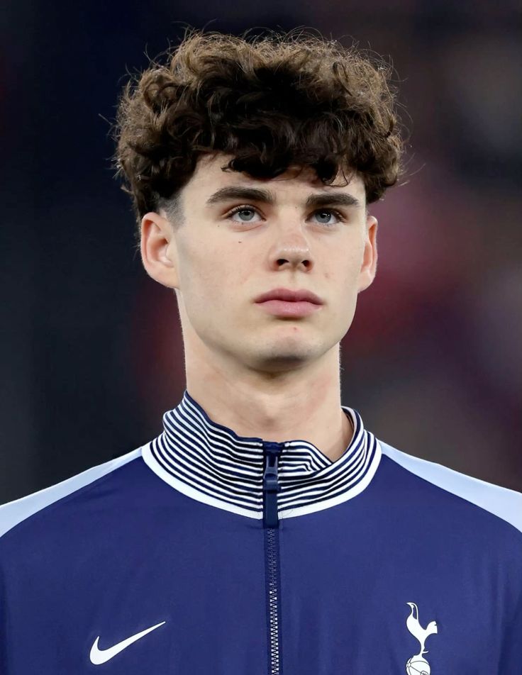 ᴄᴇᴄɪ 🧸ྀི tweet media