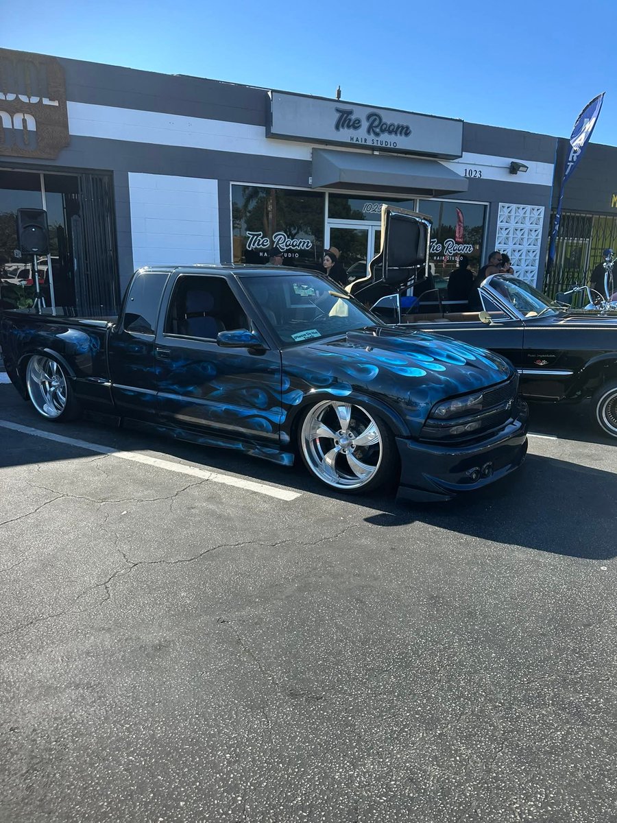 Unc Chevy Blazer tweet media