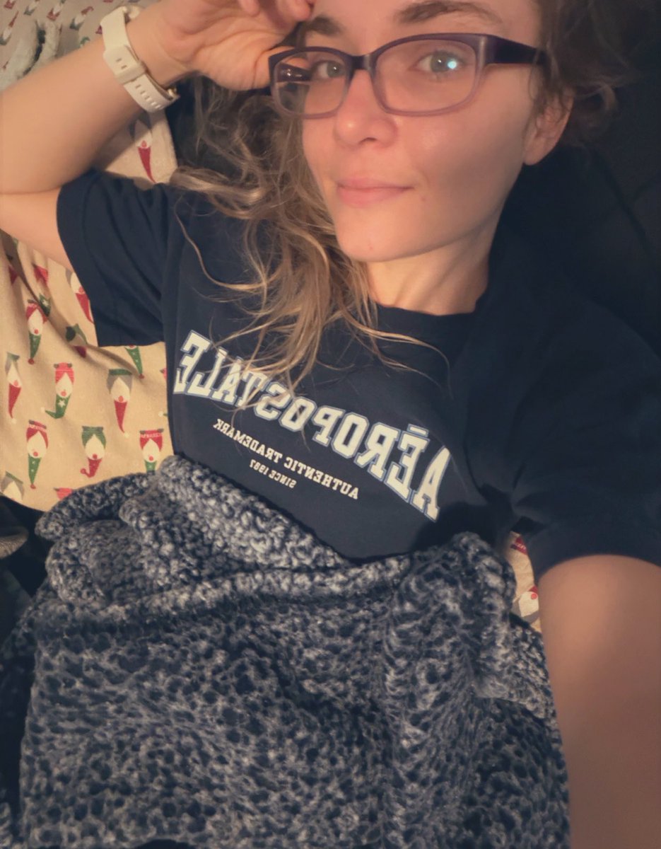 ╭༺♡༻─ Isa ─༺♡༻╯ tweet media