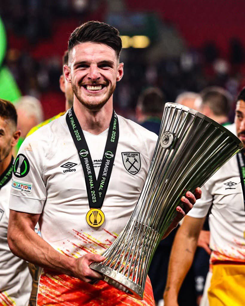 Futbol de Inglaterra tweet media