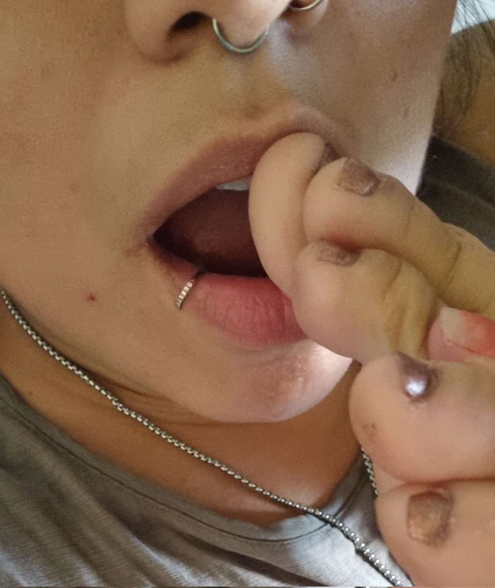 itsMariasToes's tweet photo. @onlyfeet_app I am 😈 send me a DM hun https://t.co/pxo7CJlWiw