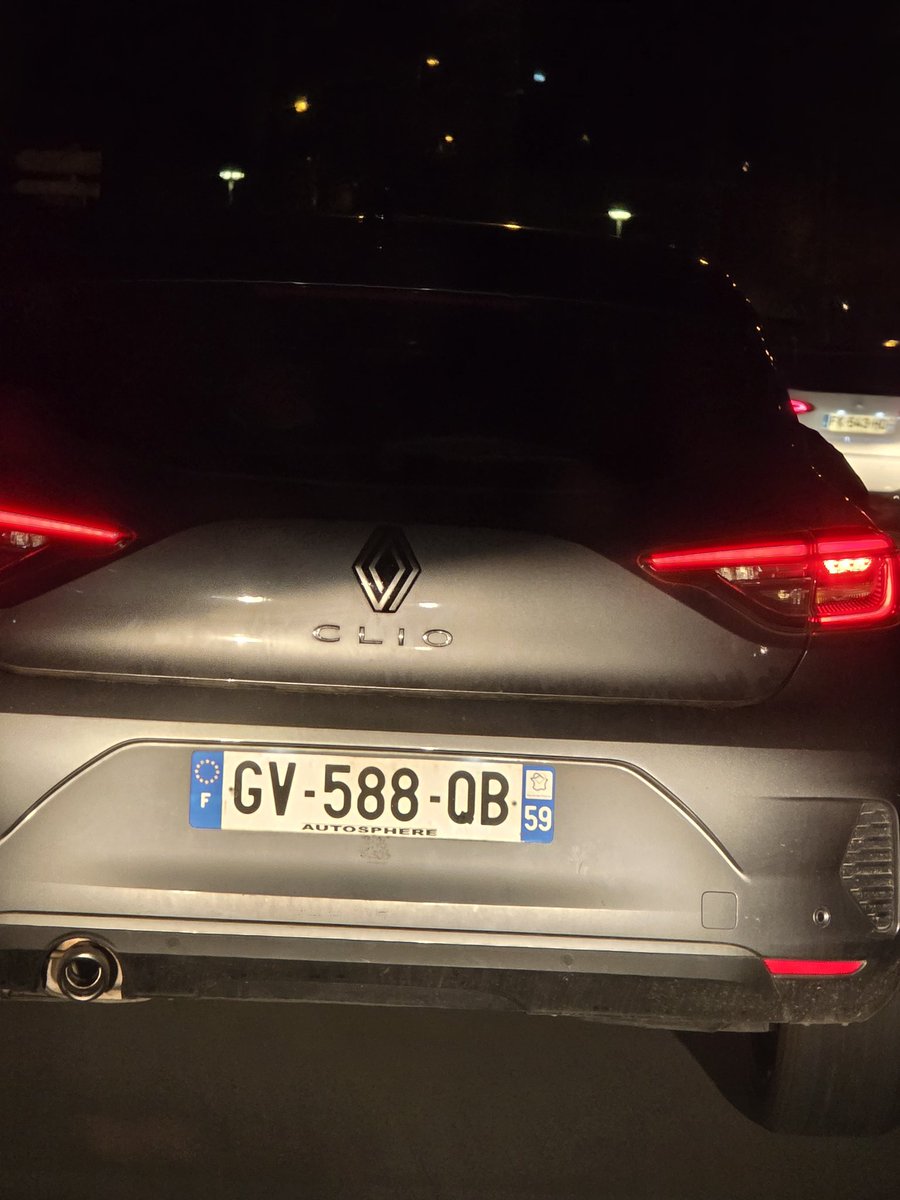 Monsieur ♠️ tweet media