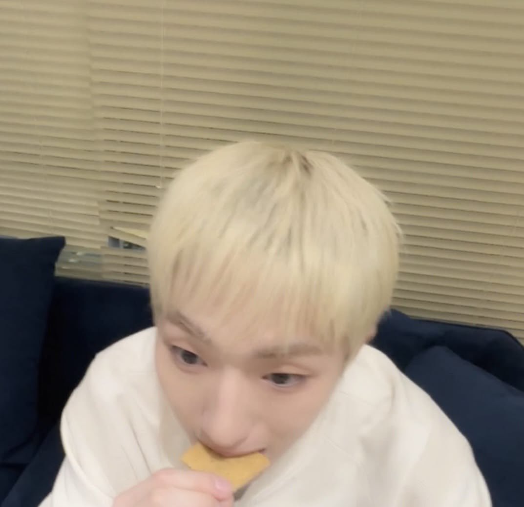 biba is UNIQUE ₊˚ෆ tweet media