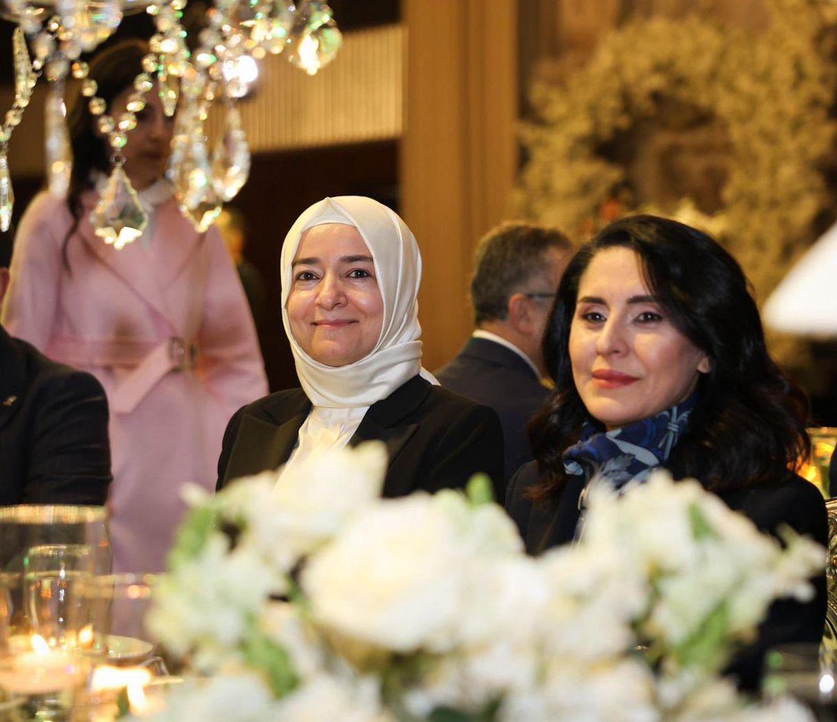drbetulsayan's tweet photo. AK Parti Merkez Disiplin Kurulu Başkanımız Mehmet Sarı ve KADEM Başkanı Canan Sarı’nın sevgili oğulları Murathan ile Emine Bahar kardeşlerimizin nikâh törenine katıldık.

Gençlerimizi tebrik ediyor, ömür boyu mutluluklar diliyorum.

Rabbim iki cihan saadeti versin, sağlık ve huzurla yaşasınlar inşallah. 💐