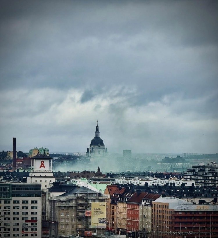 von_oben tweet media