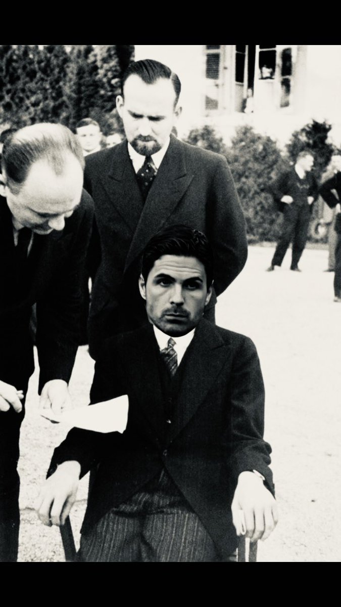 DIEARTETADIE tweet media