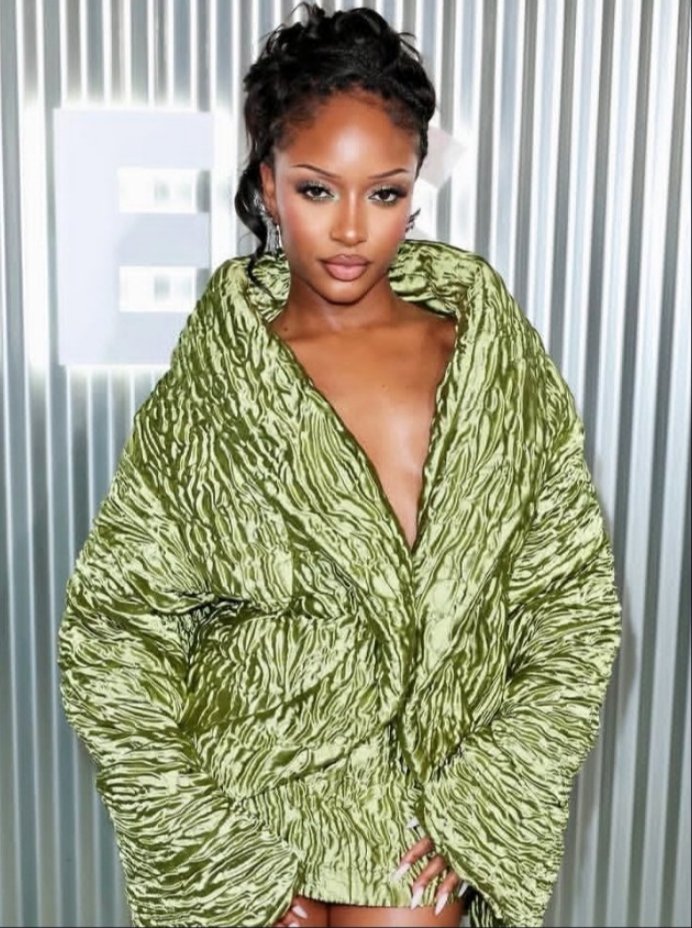 B.i.n.t strarr ⭐🎀 tweet media