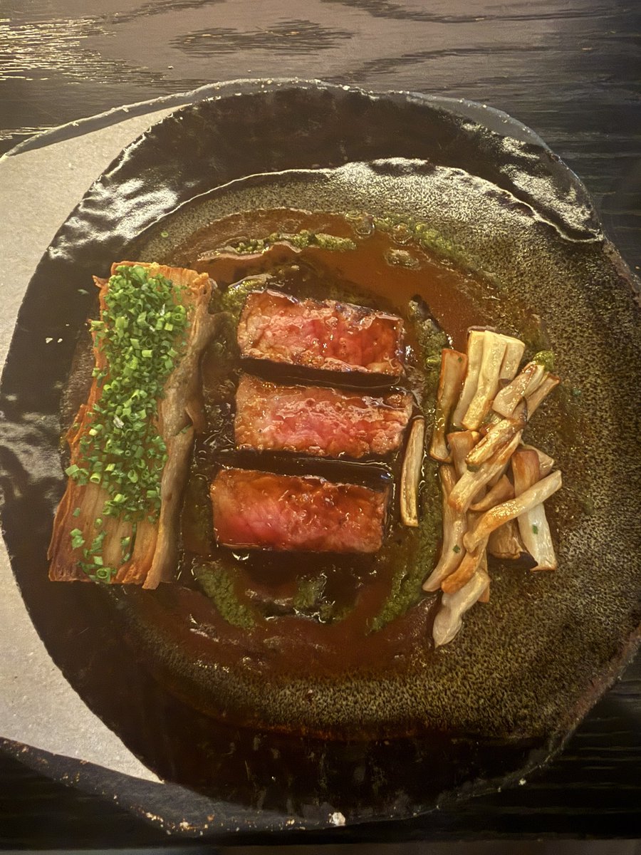 Jefferson Pierce aka Black Lightning tweet media