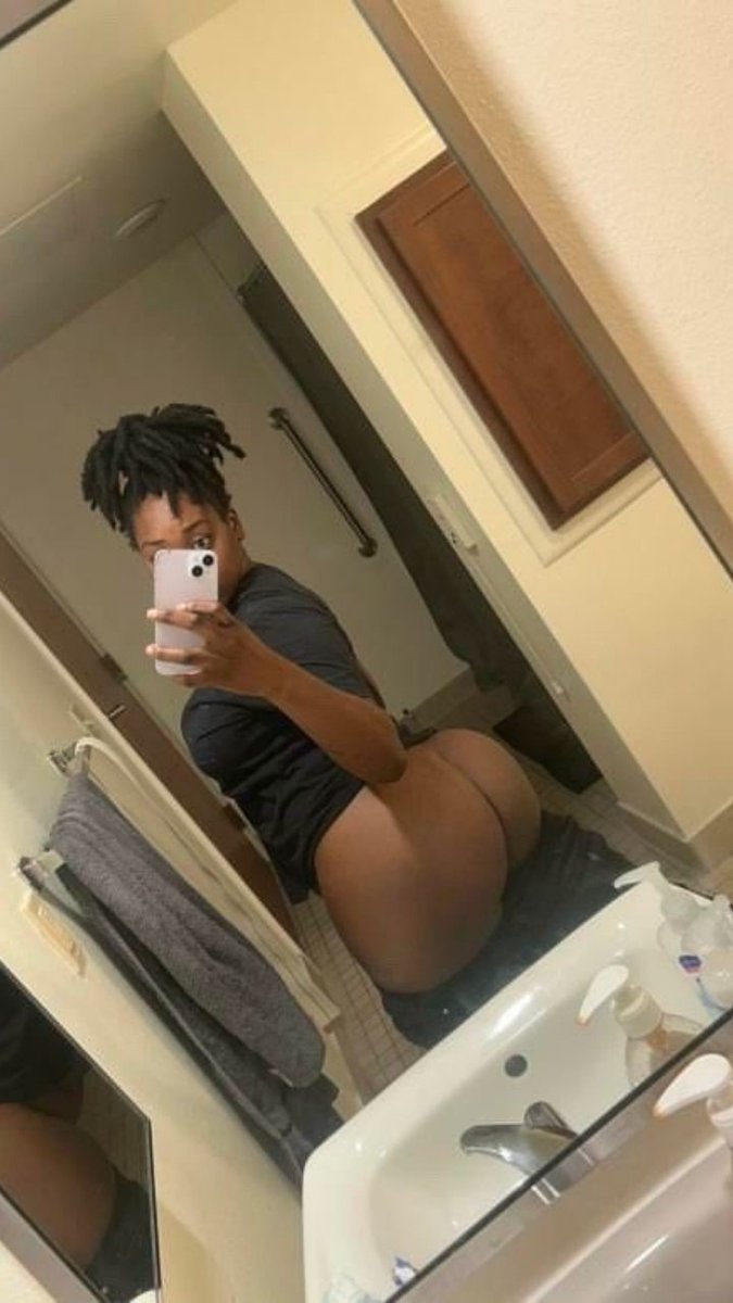 Bootypuppyy tweet media