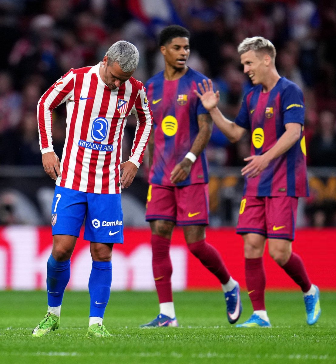 FCB World tweet media