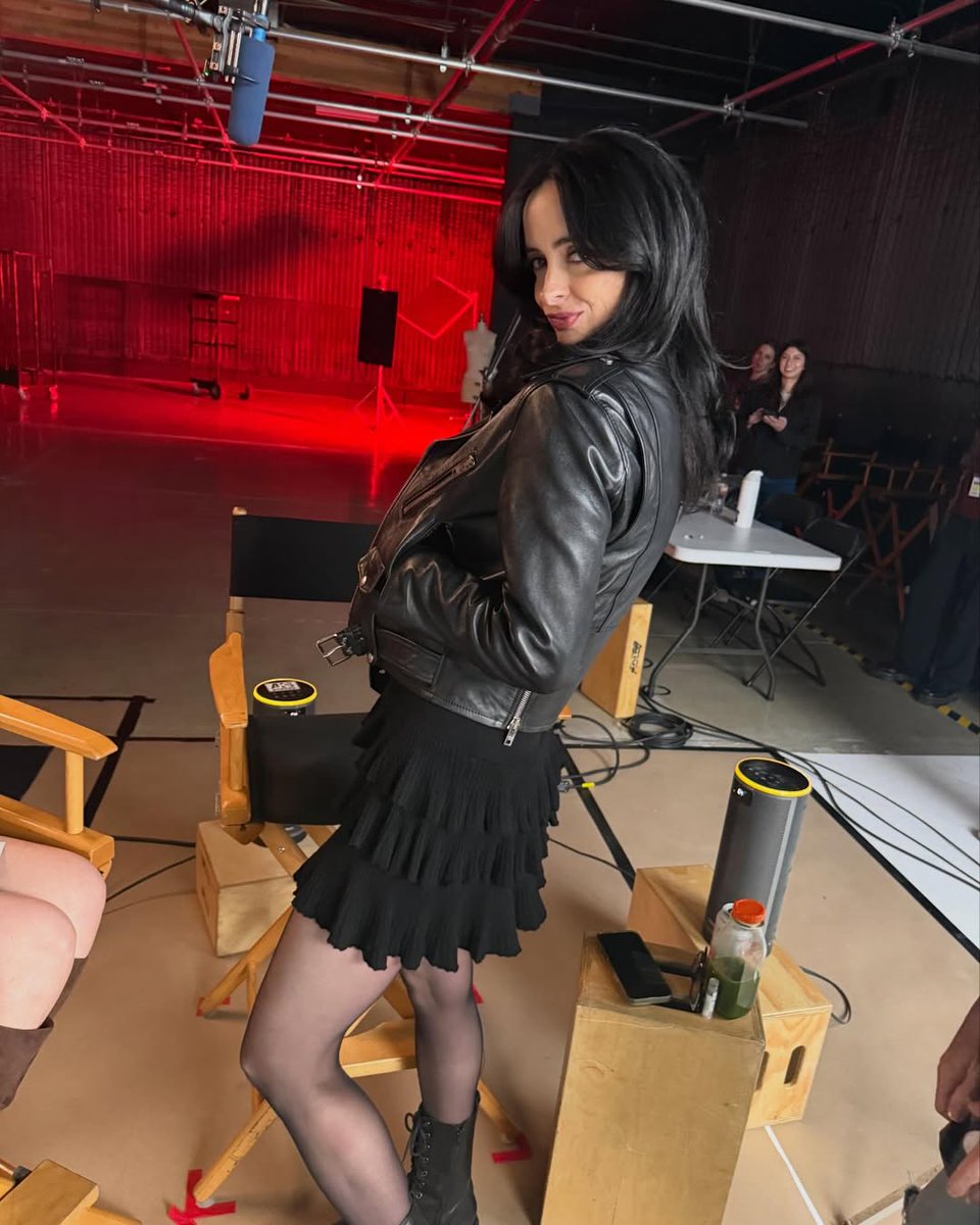 JumpTrailers tweet media