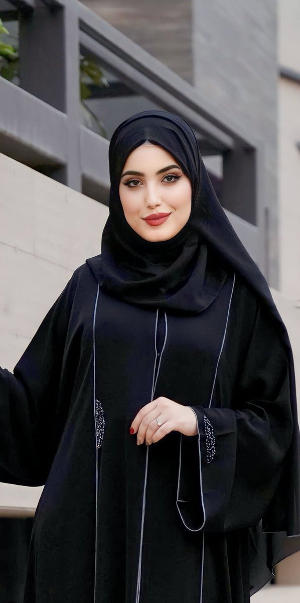 ام مخلص tweet media