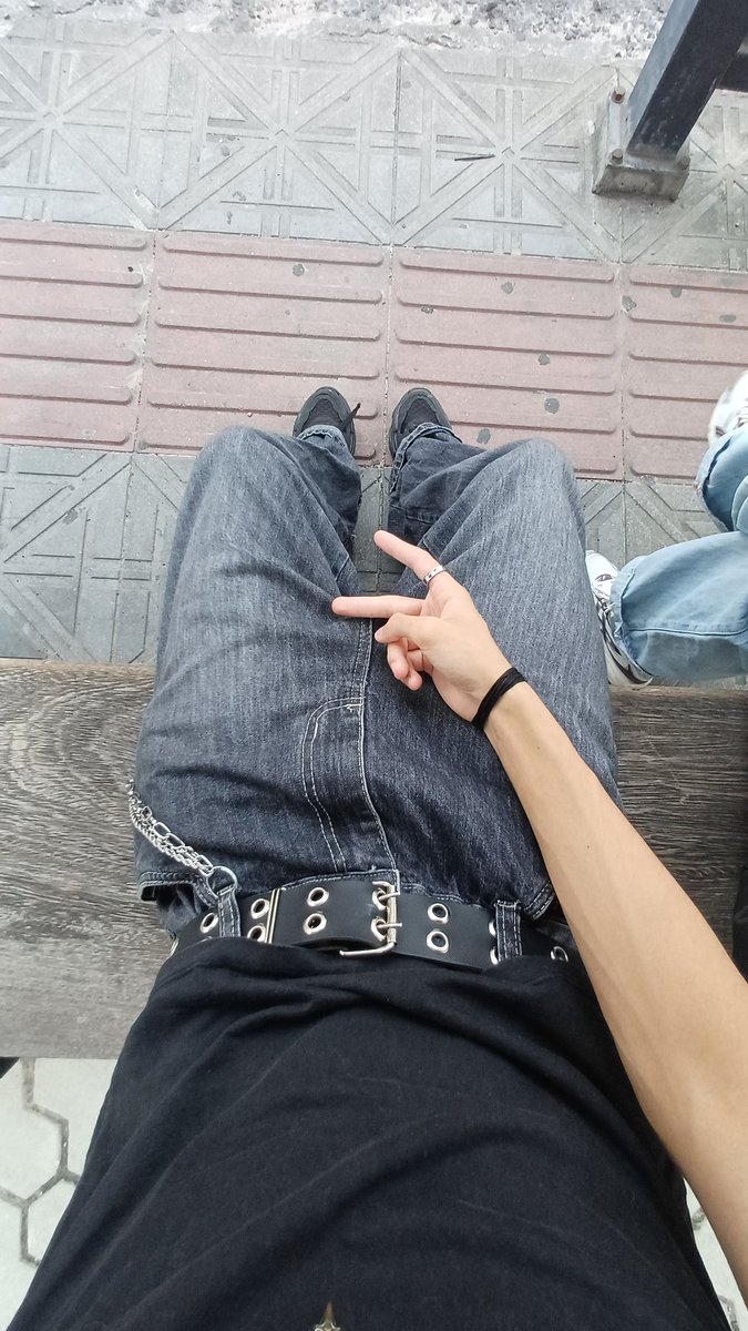 withoutahead tweet media