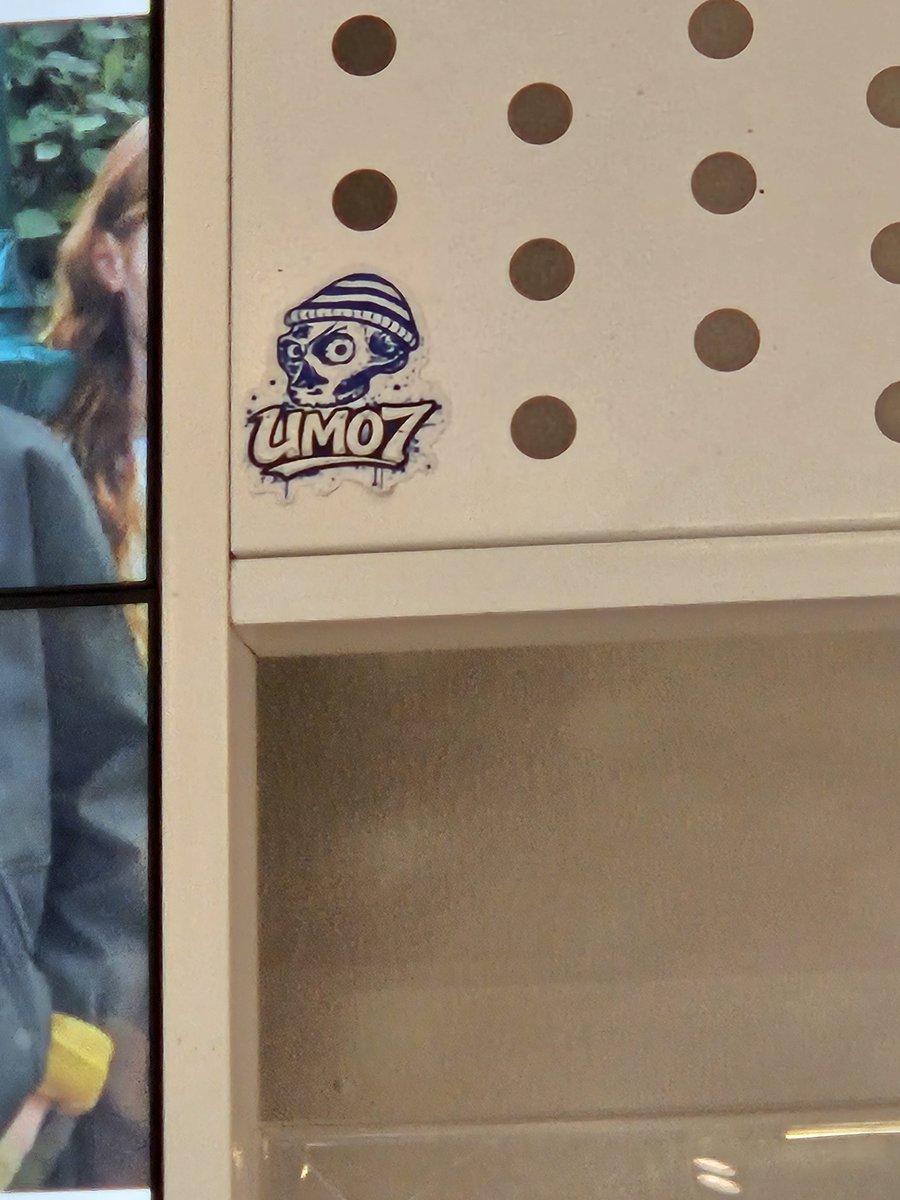 NACHITI BOGOS tweet media