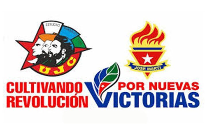 En este aniversario, la UJC y la OPJM se abrazan como símbolos de juventud y esperanza. Los pioneros, con su alegría y sueños, y los jóvenes comunistas, con su compromiso y valentía, caminan unidos en la construcción de un futuro mejor.
<a href="/dpestgo/">DGE Santiago de Cuba</a> 
<a href="/CubaMined/">MINED</a>
<a href="/UJCdeCuba/">UJC de Cuba</a> 
<a href="/OPJMCuba/">OPJM Cuba</a>