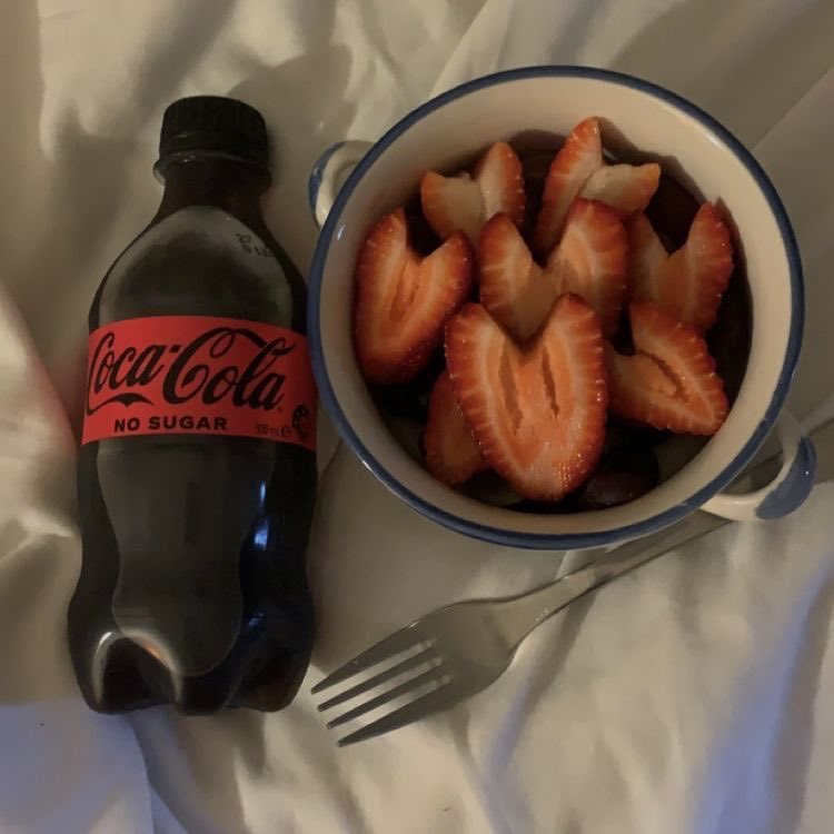 Edoş | Edtwt tweet media