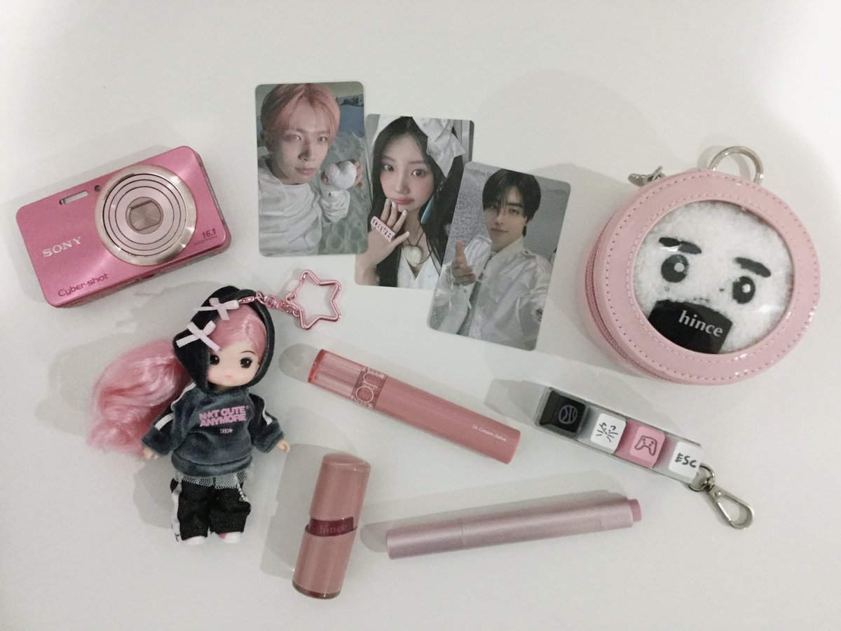 hana ₍ᐢ. ̫.ᐢ₎ sevEN- tweet media