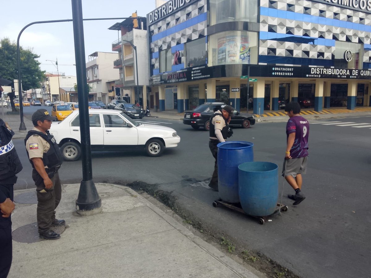 181 Responde tweet media