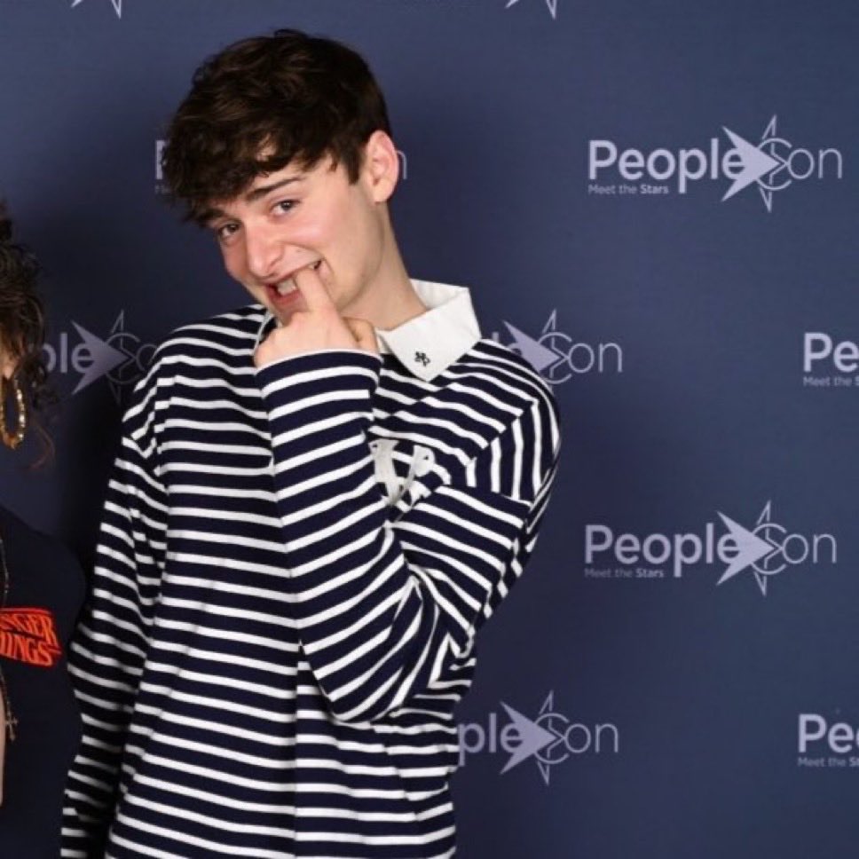 Bsgsgehb || bylerr tweet media