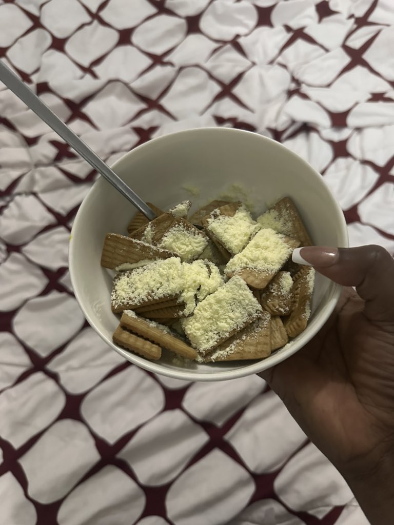 Somy Eva tweet media