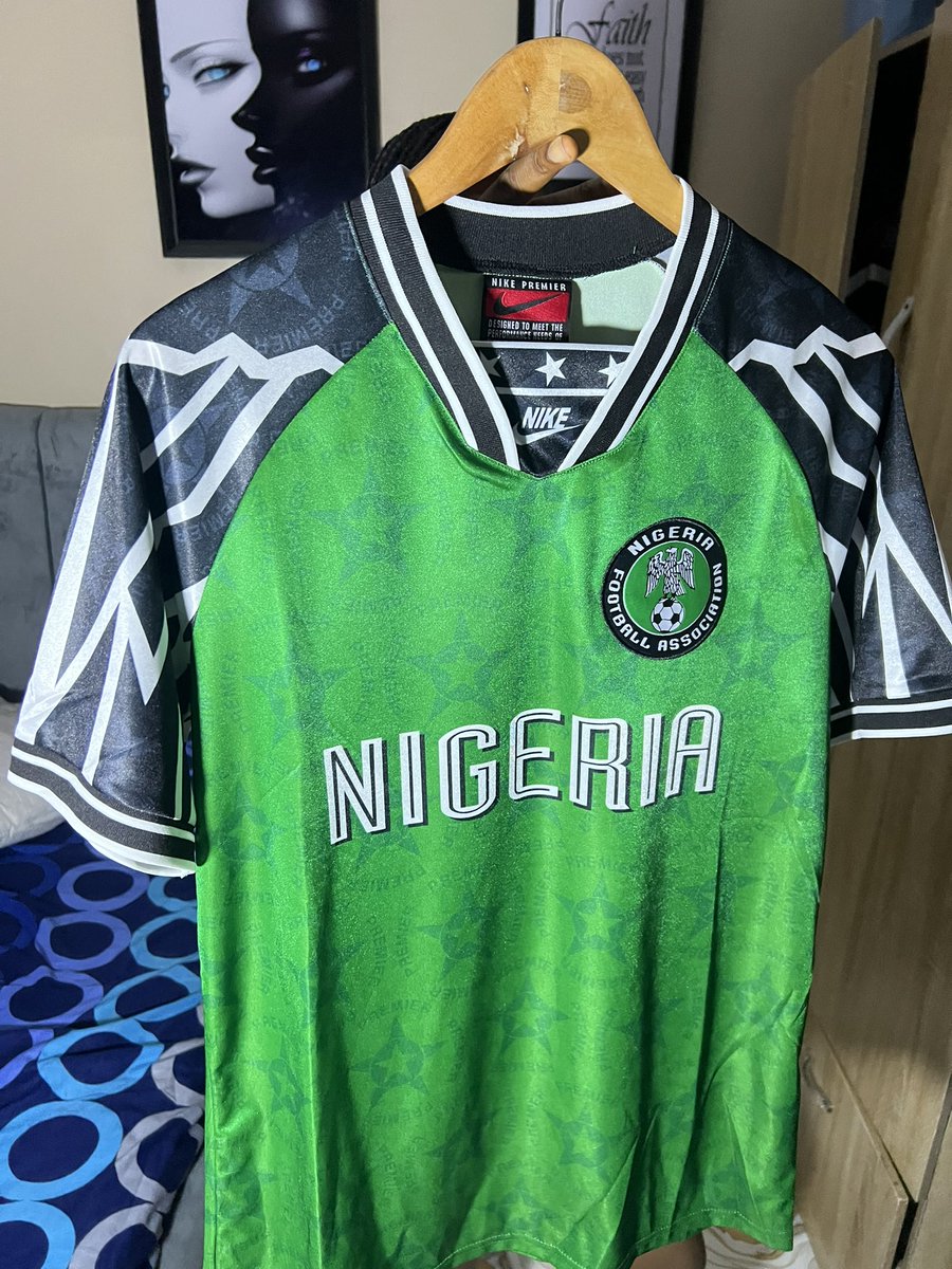 BIG CHRIS tweet media