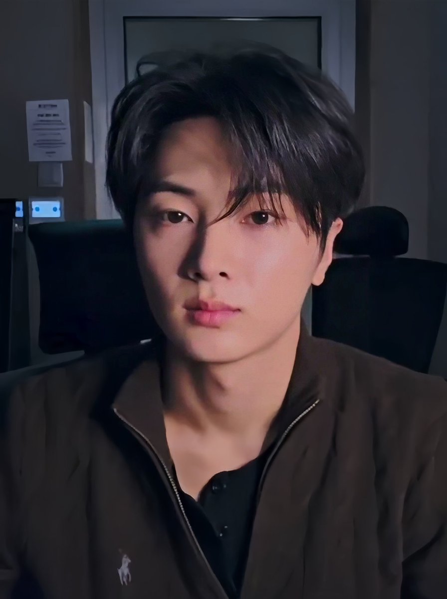 jay media⋆⭒˚.⋆ tweet media