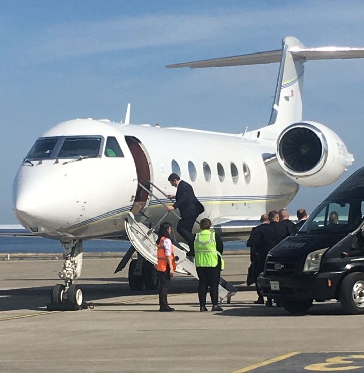 svl⭐🌙 tweet media