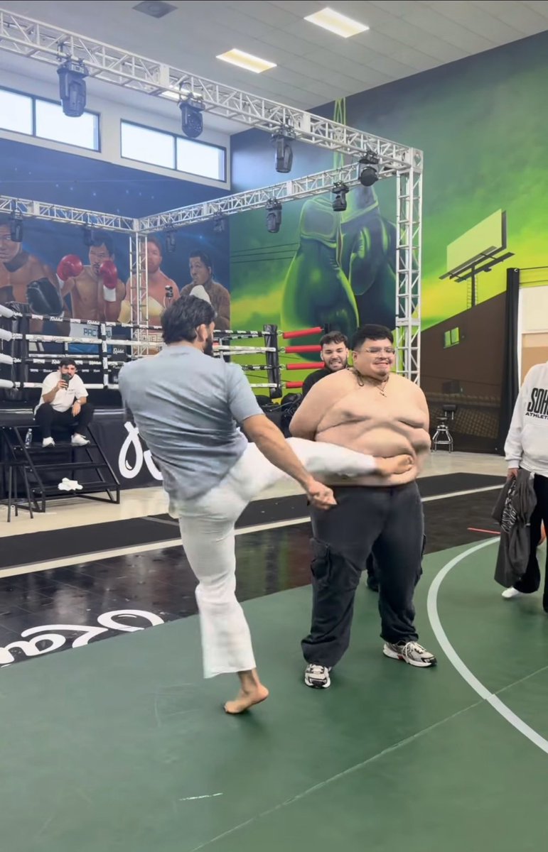 REXUTD123 tweet media