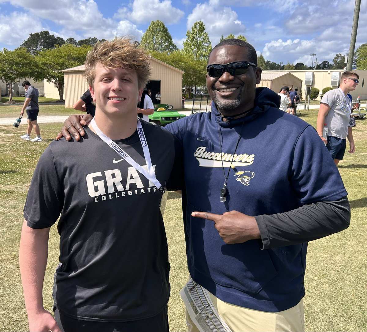 Mike Armstrong tweet media