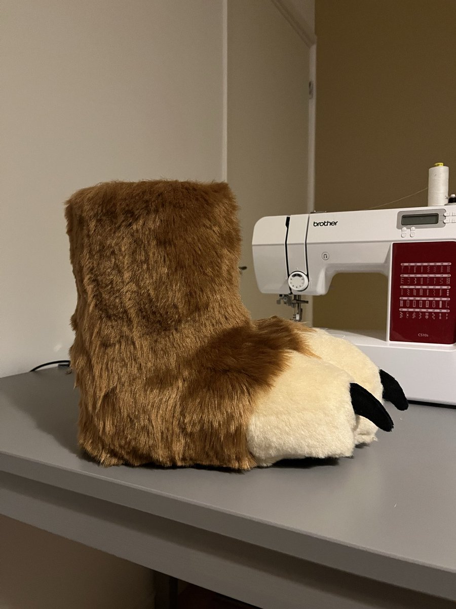 DutchRedPanda_ tweet picture