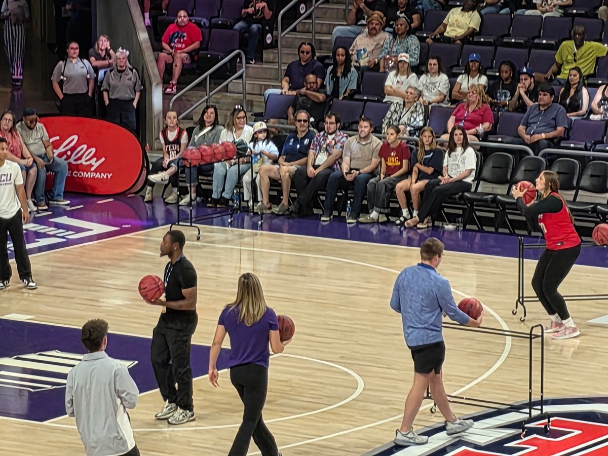 Demon Athletics tweet media