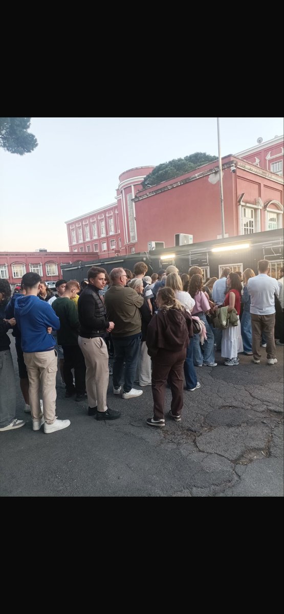 Quinquennale tweet media