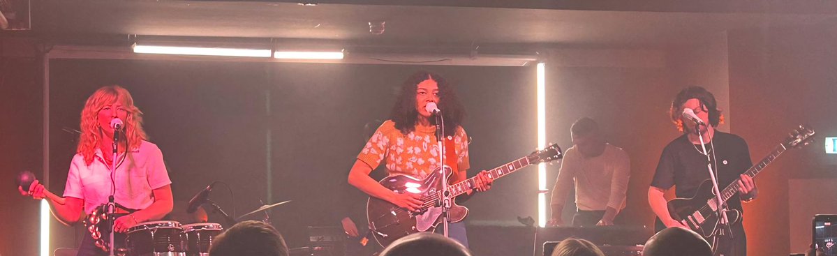 Gig, gigs, gigs tweet media