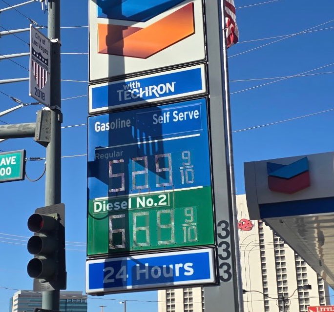 Dina Titus tweet media