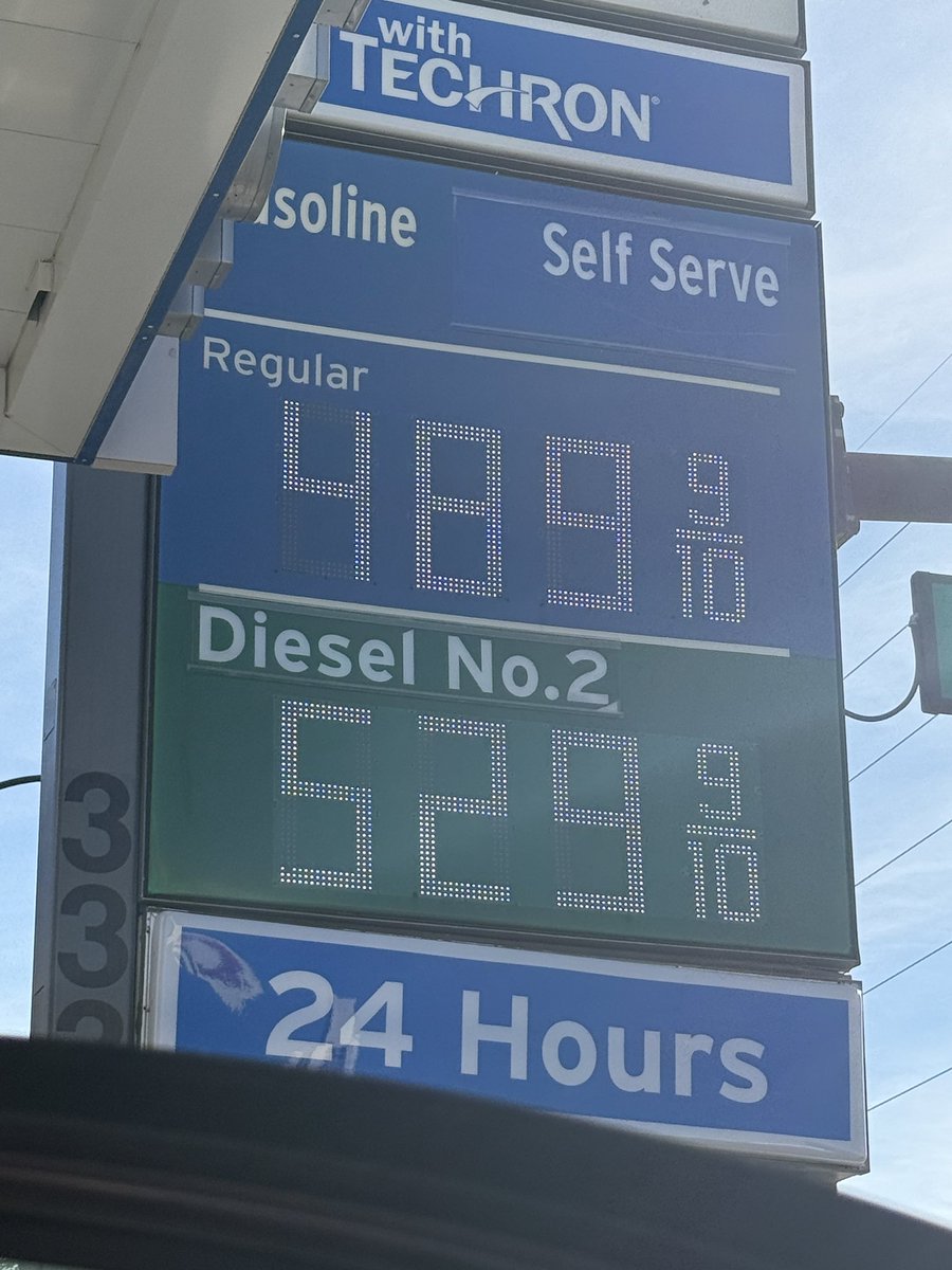 Dina Titus tweet media