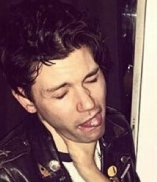 oddly specific ryan tweet media