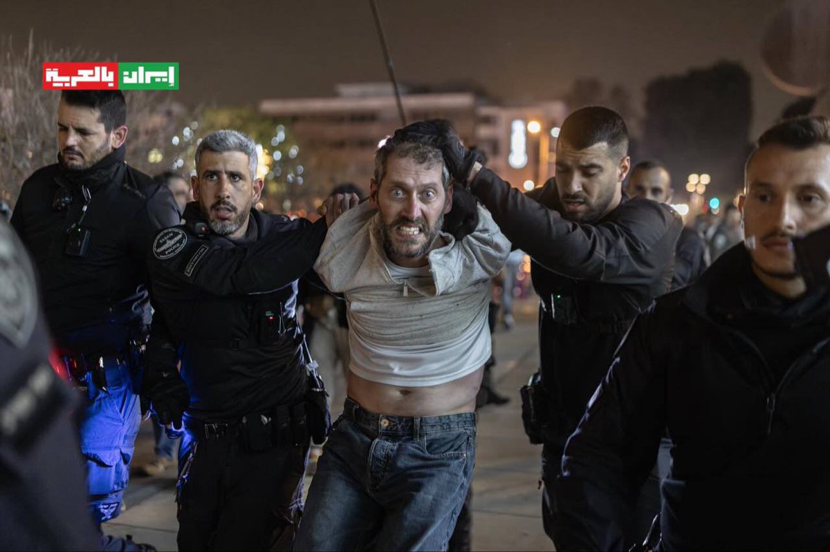 إيران بالعربية tweet media