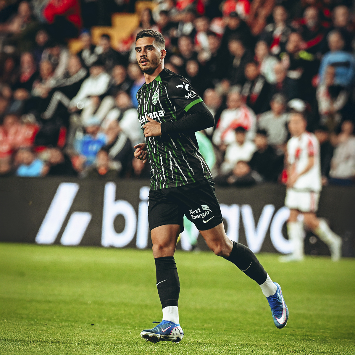 andrevsilva19's tweet photo. En la dificultad se construye el carácter! Vamos @elchecf 💪 https://t.co/BZneoZA5bO